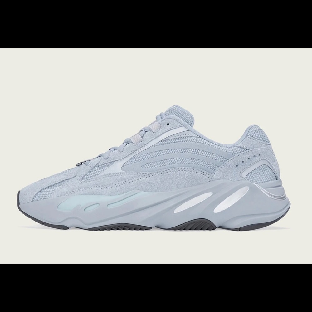 Yeezy Boost 700 V2